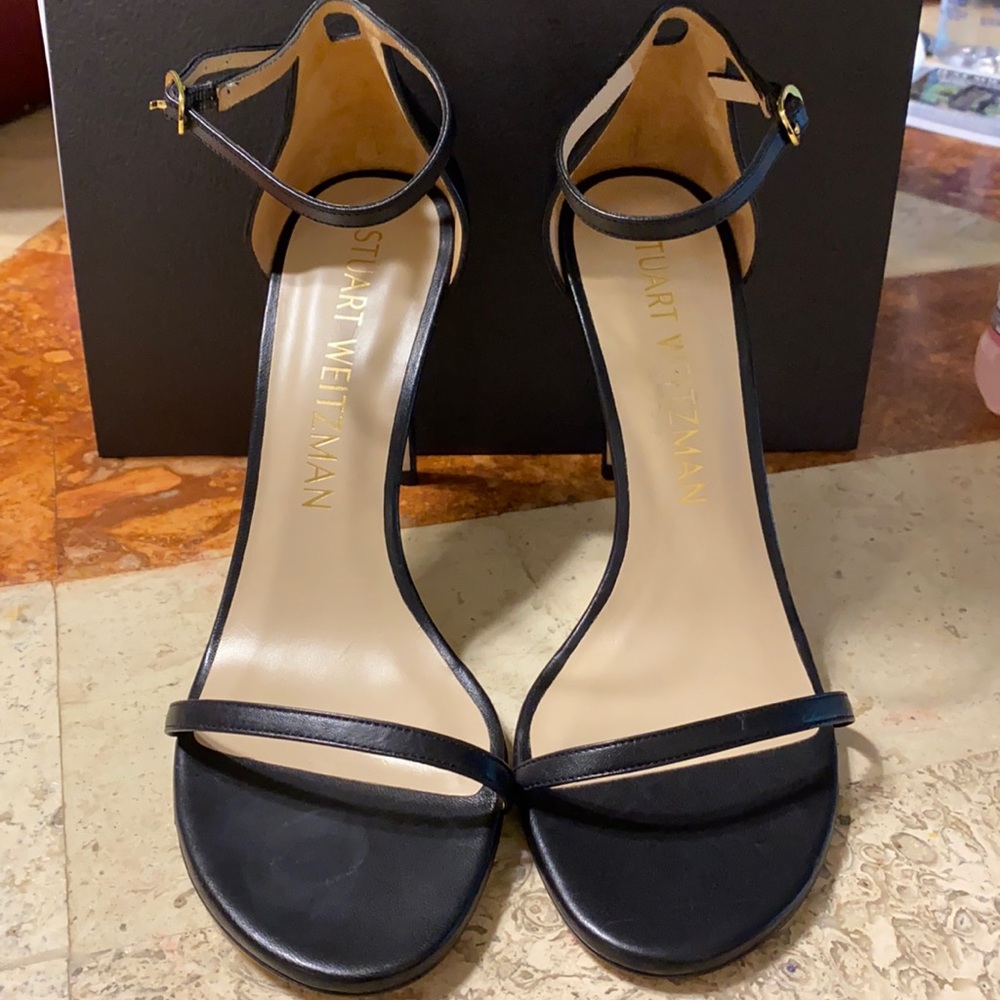 NWOT Stuart Weitzman Nudistsong Heels